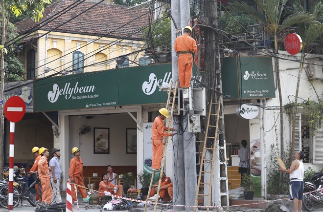 Thiếu điện - nỗi ám ảnh của doanh nghiệp - ảnh 1
