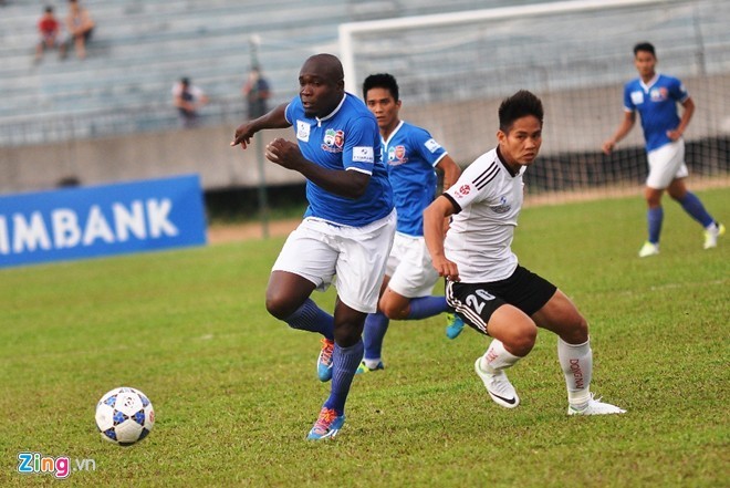 Tin dùng lứa U19, bầu Đức chia tay 20 cầu thủ - ảnh 2