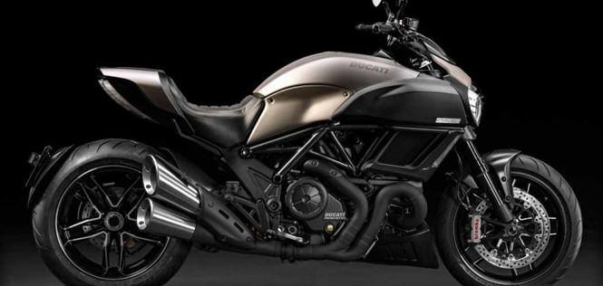Mê mẩn với siêu xe Ducati Diavel Titanium - ảnh 2