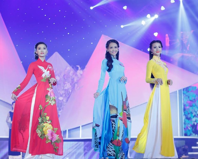 Thí sinh Hoa hậu phía Nam thướt tha trong tà áo dài - ảnh 12
