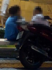 Ngỡ ngàng 'bến tình' ôsin giữa trung tâm Sài Gòn - ảnh 2