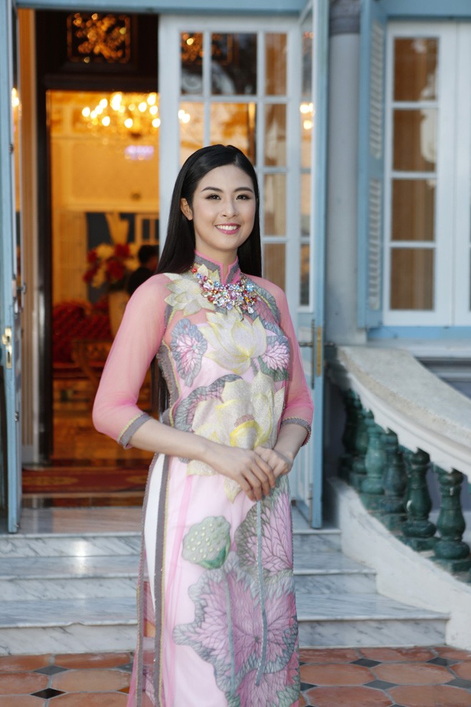 Thu Thảo hội ngộ Ngọc Hân tại quê nhà - ảnh 11