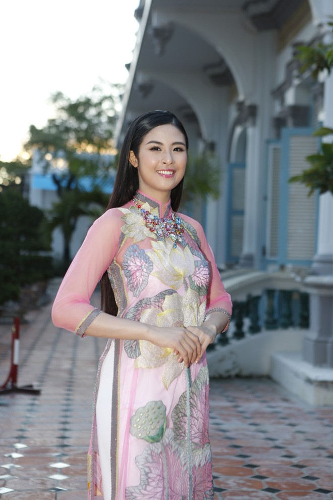 Thu Thảo hội ngộ Ngọc Hân tại quê nhà - ảnh 10