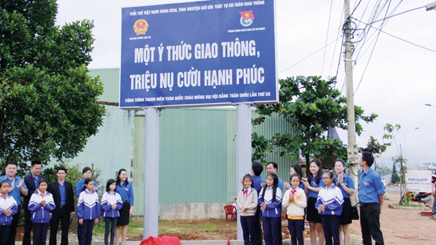 Tây Nguyên với Ngày hội văn hóa giao thông - ảnh 1