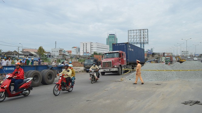 Mất mạng vì cái ổ gà - ảnh 3