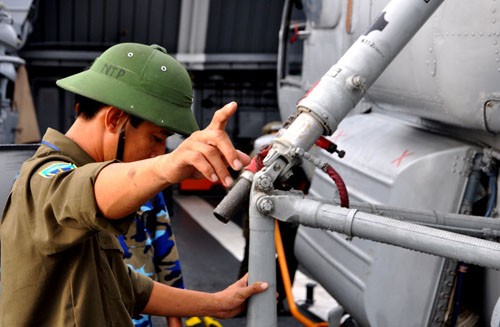 Trực thăng săn ngầm trên chiến hạm Đinh Tiên Hoàng - Lý Thái Tổ - ảnh 5