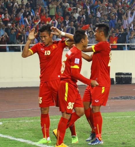 Việt Nam vs Indonesia (2-2): Công làm thủ phá - ảnh 1