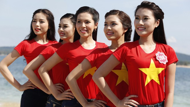 NSƯT Tạ Minh Tâm: Lần đầu tiên có cảm xúc mạnh như vậy - ảnh 1