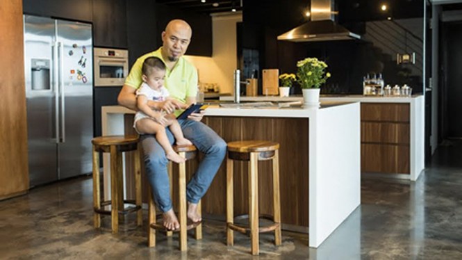 Nhạc sĩ Huy Tuấn với niềm đam mê công nghệ - ảnh 1
