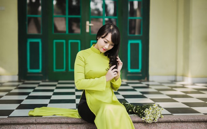 Hoa khôi Hà Nội thơ mộng bên trường xưa - ảnh 4