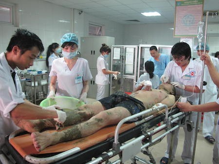“Biết xe lao xuống ruộng nhưng không biết cách nào để thoát” - ảnh 4
