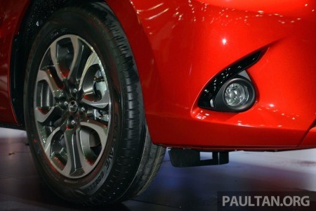 Mazda2 phiên bản sedan mới có 'gây mê'? - ảnh 3