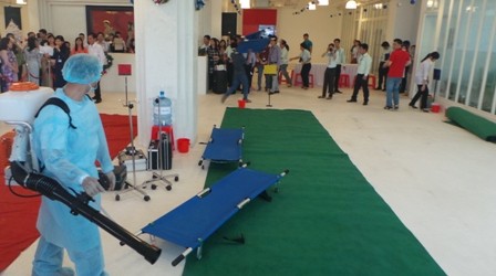 Diễn tập cấp cứu hàng trăm công nhân bị ngộ độc - ảnh 4