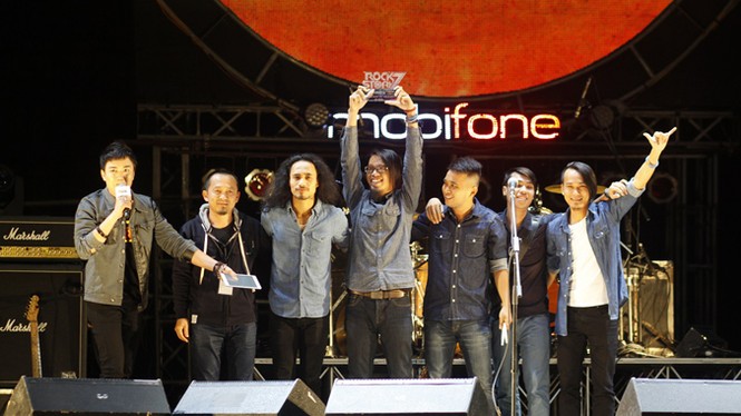 Gần 300 triệu cho từ thiện từ RockStorm7 - ảnh 7