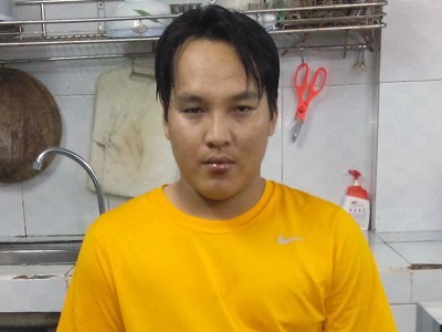 Dùng roi điện cướp xe máy phân khối lớn - ảnh 1