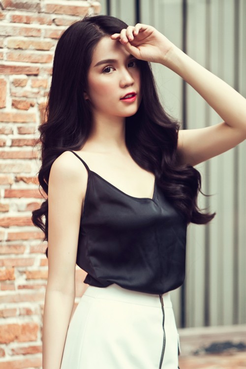Ngọc Trinh gợi cảm trên phố - ảnh 4