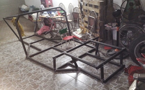 Cận cảnh xe hơi tự chế 60 triệu đồng của dân Hà Nội - ảnh 9
