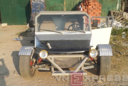 Cận cảnh xe hơi tự chế 60 triệu đồng của dân Hà Nội - ảnh 2