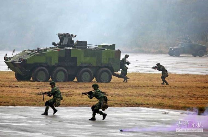 Xe tăng chủ lực Đài Loan nhập trận giữa mịt mù khói lửa - ảnh 6