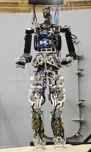 Các robot cứu hỏa trên thế giới - ảnh 4