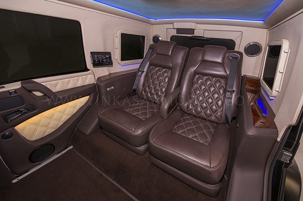 Mercedes G63 AMG độ bọc thép, lên ‘limo’ giá 1 triệu USD - ảnh 4