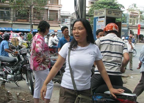 ‘Trốn’ Công an, nữ tài xế lạng lách phi như bay trên đường - ảnh 3