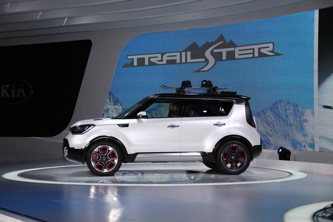 KIA khoe công nghệ với mẫu Trail'ster 4WD hybrid concept - ảnh 7
