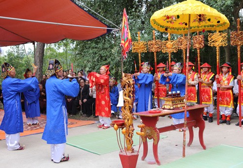 Hát Xoan cổ tại Hùng Vương tổ miếu - ảnh 2