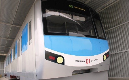 Hình ảnh toa tàu điện ngầm đầu tiên ở TP Hồ Chí Minh - ảnh 3