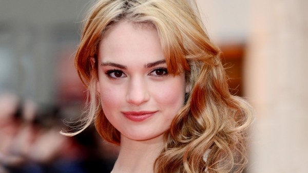 Vẻ đẹp trong veo của nàng 'Lọ Lem' Lily James - ảnh 15