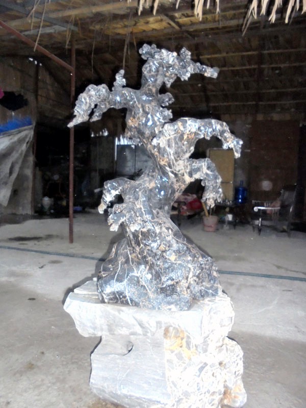 Thú lạ chơi bonsai đá kiếm bộn tiền - ảnh 1