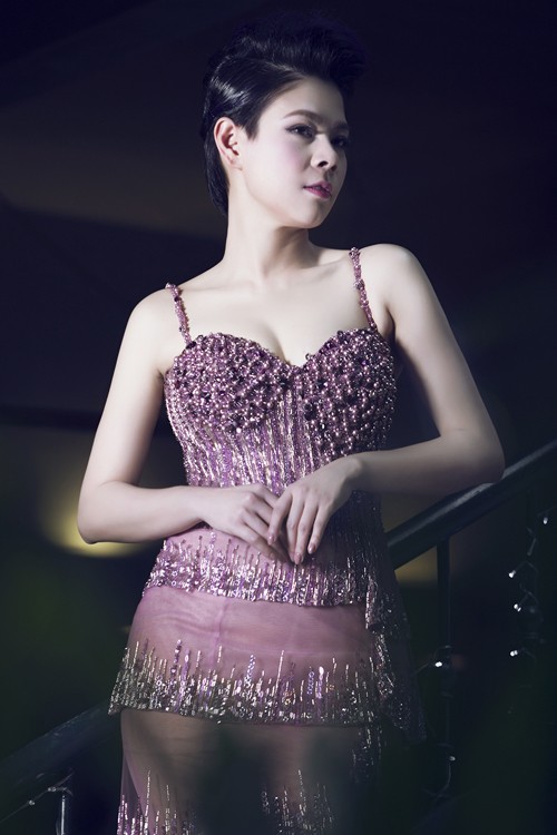 Thanh Thảo kiêu sa với vòng một trễ nải - ảnh 3