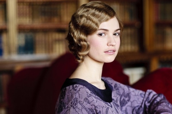 Vẻ đẹp trong veo của nàng 'Lọ Lem' Lily James - ảnh 7