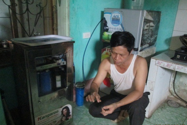Nhiều đồ vật trong nhà tự dưng bốc cháy bí ẩn - ảnh 1