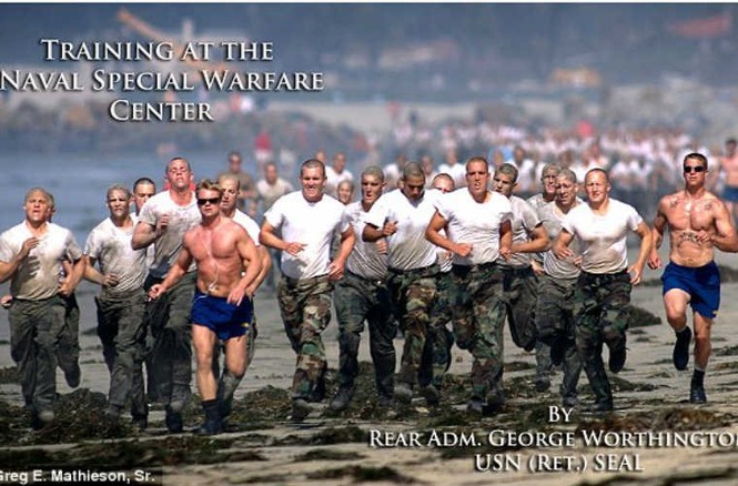 Hé lộ hình ảnh về lực lượng đặc nhiệm Navy SEAL - ảnh 3