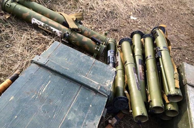 Mục kích quân đội Ukraine huấn luyện bắn súng - ảnh 6