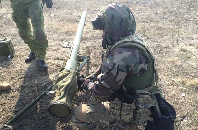 Mục kích quân đội Ukraine huấn luyện bắn súng - ảnh 8