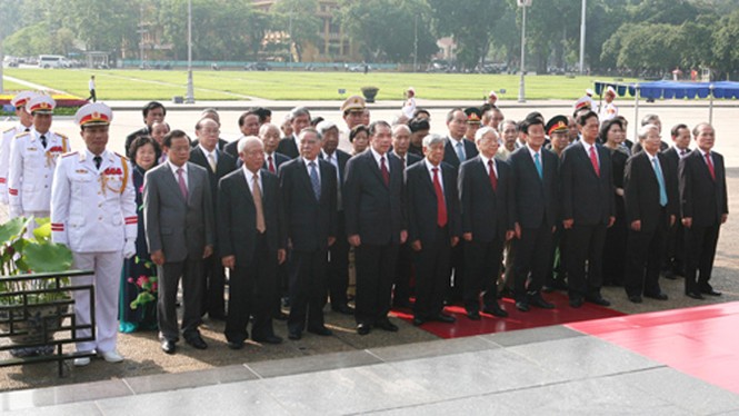 Hình ảnh Lễ kỷ niệm 125 năm Ngày sinh Chủ tịch Hồ Chí Minh - ảnh 2