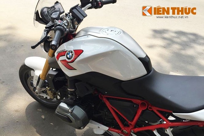 Chi tiết BMW R1200R 2015 đầu tiên cập bến Việt Nam - ảnh 12