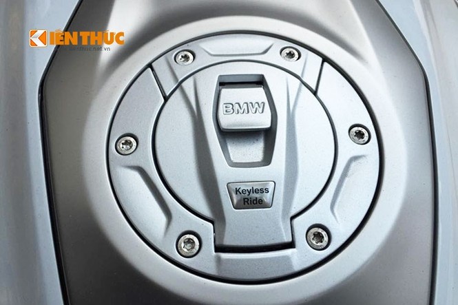 Chi tiết BMW R1200R 2015 đầu tiên cập bến Việt Nam - ảnh 5