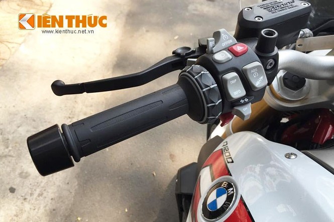Chi tiết BMW R1200R 2015 đầu tiên cập bến Việt Nam - ảnh 6