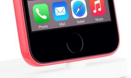 Apple lộ iPhone 6C ngay trên trang chủ của hãng? - ảnh 1