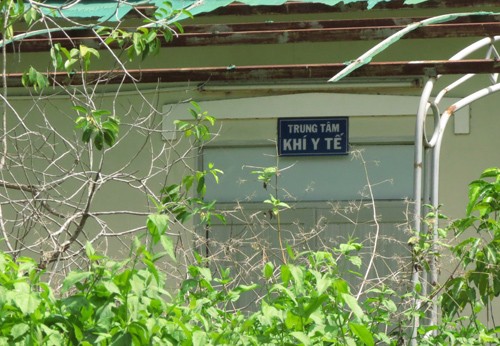 Bệnh viện 300 tỷ đồng bỏ hoang cho chuột, rắn trú ngụ - ảnh 1