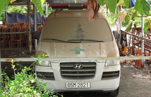 Bệnh viện 300 tỷ đồng bỏ hoang cho chuột, rắn trú ngụ - ảnh 2