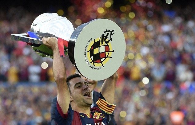 Xavi rơi lệ trong ngày chia tay Nou Camp - ảnh 12