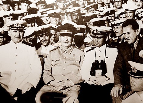 Hé lộ về chuyến đi bí mật đến Crimea của Stalin - ảnh 1