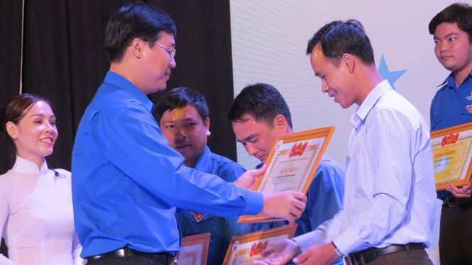 Tổng kết “Tiếp sức mùa thi 2015” - ảnh 3