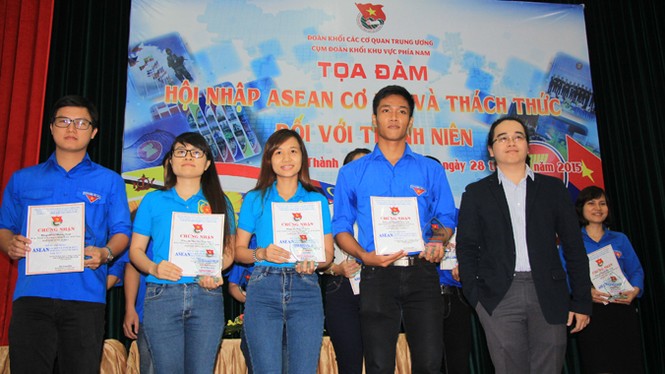 Lộ diện đoàn viên xuất sắc hội thi tìm hiểu về ASEAN - ảnh 2