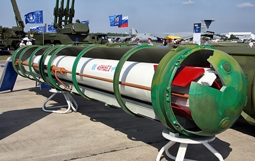 Tuần dương hạm Nga sẽ trang bị 'rồng lửa' S-300 và S-400 - ảnh 2