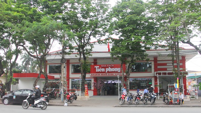 Nhà sách Tiền Phong thuộc top 100 thương hiệu dẫn đầu Việt Nam năm 2015 - ảnh 3